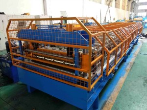 R Panel Rulo Şekillendirme Makinesi
