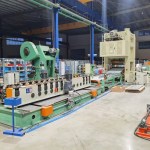 máquina de perfilagem de bandejas de cabos