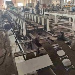 Alimentador de máquina perfiladora de bandeja de escalera