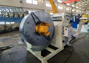 Desenrollador y nivelador de máquina formadora de perfiles Z