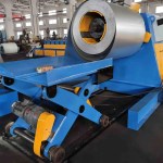 10-Tonnen-Hydraulikabwickler und Richtelement für Beli RollForming Doppelschicht-Rollformmaschine.