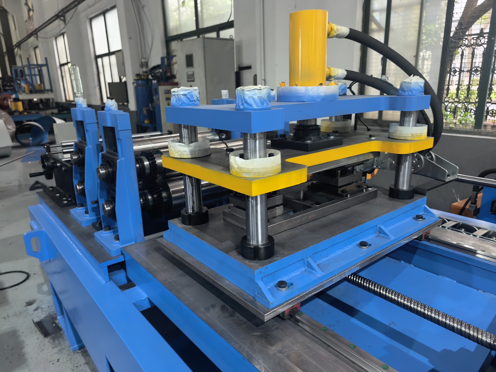 wall panel machine pre notcher